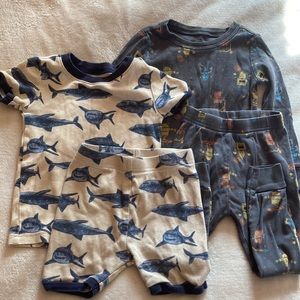 3T Old Navy PJs